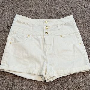 Womens Arden B High Waisted Shorts in White (size 10)